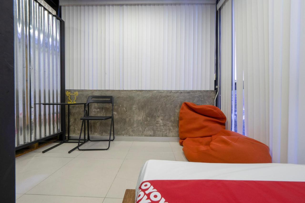 Oyo 1084 Guyasuka Ratchada Hotel Bangkok Luaran gambar