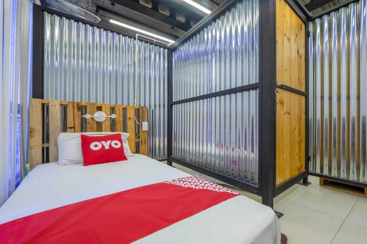 Oyo 1084 Guyasuka Ratchada Hotel Bangkok Luaran gambar